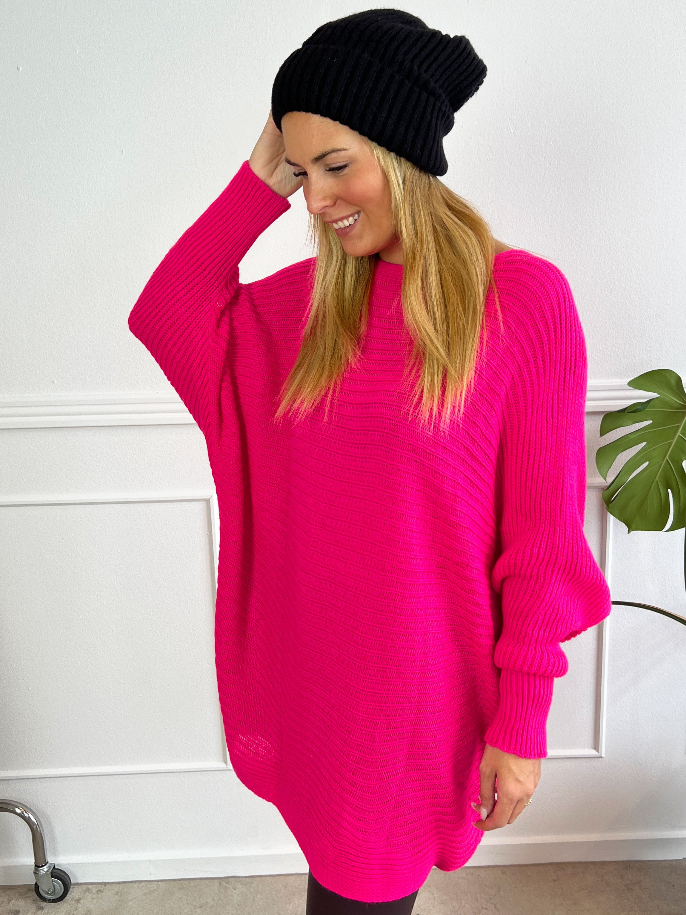 Gabbi - Oversized stickat med fladdermusärmar
